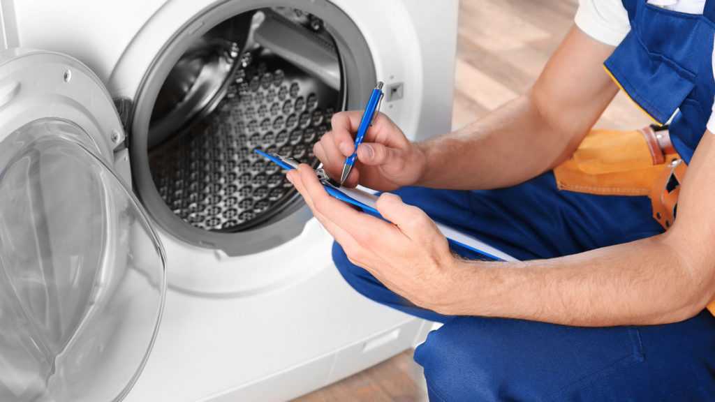 Диагностика и ремонт стиральной машины индезит, если она зависает при полоскании или другом этапе стирки